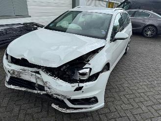 Volkswagen Golf 1.4 TSI Highline picture 3