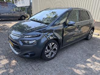 Vaurioauto  passenger cars Citroën C4-picasso 1.6 THP Intensive 2014/9