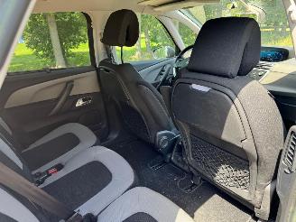 Citroën C4-picasso 1.6 THP Intensive picture 13