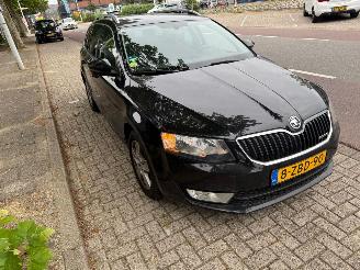 Skoda Octavia 1.6 TDI Greenline Businessline picture 4