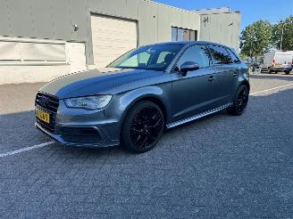 skadebil auto Audi A3 1.6TDI SPORT EDITION 2016/4