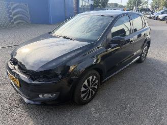 Vaurioauto  passenger cars Volkswagen Polo 1.0 TSI BlueMotion Edition 2017/6