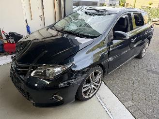 Avarii autoturisme Toyota Auris Touring Sports 1.8 hybrid 2014/5