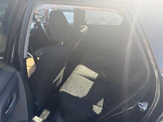 Toyota Auris Touring Sports 1.8 hybrid picture 12