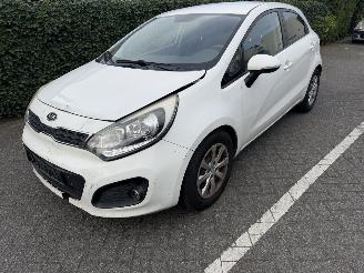 Auto incidentate Kia Rio 1.2 CVVT Plus Pack 2011/11