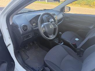 Mitsubishi Space-star 1.0 Cool+ picture 5