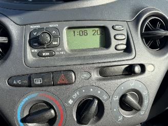 Toyota Yaris 1.3-16V VVT-i Sol AIRCO picture 16