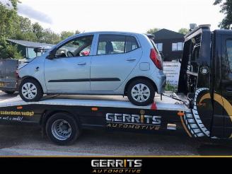 Coche siniestrado Hyundai I-10 i10 (F5), Hatchback, 2007 / 2013 1.1i 12V 2012/3