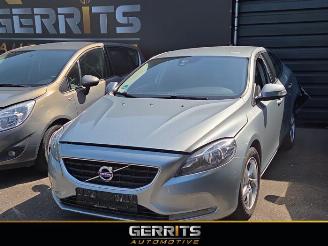 Salvage car Volvo V-40 V40 (MV), Hatchback 5-drs, 2012 / 2019 1.6 D2 2015/4