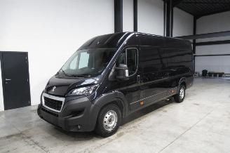 skadebil bedrijf Peugeot Boxer CAMIONETTE 2023/4