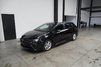 uszkodzony samochody osobowe Toyota Corolla BREAK 2021/12