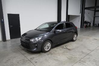 Schadeauto Kia Rio SEDAN 2018/5