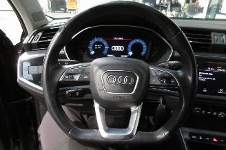 Audi Q3 SUV picture 22