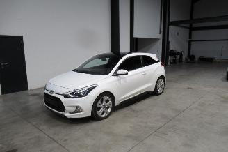 krockskadad bil auto Hyundai I-20 COUPE SPORT 2017/7