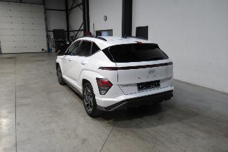 Hyundai Kona SUV picture 3
