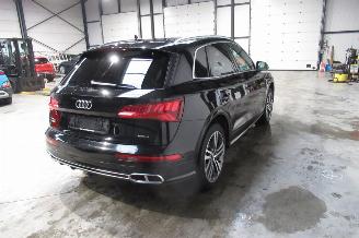 Audi Q5 SUV picture 5