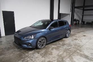 Schadeauto Ford Focus ST-LINE 2019/2