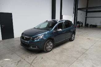 uszkodzony samochody osobowe Peugeot 2008 ACCES 2017/8