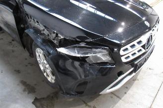 Mercedes GLA SEDAN picture 8