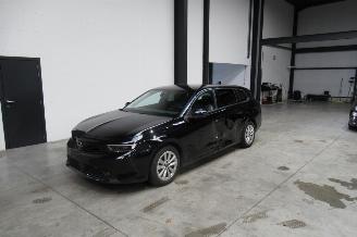 krockskadad bil auto Opel Astra BUSINESS 2023/9