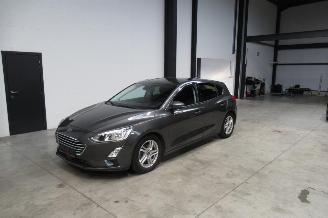 Voiture accidenté Ford Focus COOL&CONNECT 2018/11