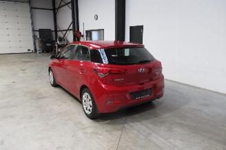 Hyundai I-20 BUSINESS picture 3