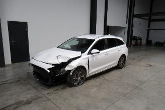 Schadeauto Hyundai I-30 BREAK 2024/5