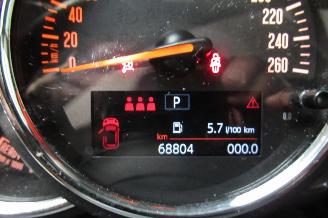 Mini Cooper SEDAN picture 23