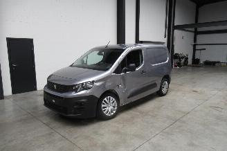 damaged commercial vehicles Peugeot Partner CAMIONETTE 2021/9