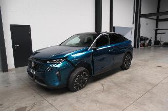 Vaurioauto  passenger cars Peugeot 3008 GT LINE 2025/2