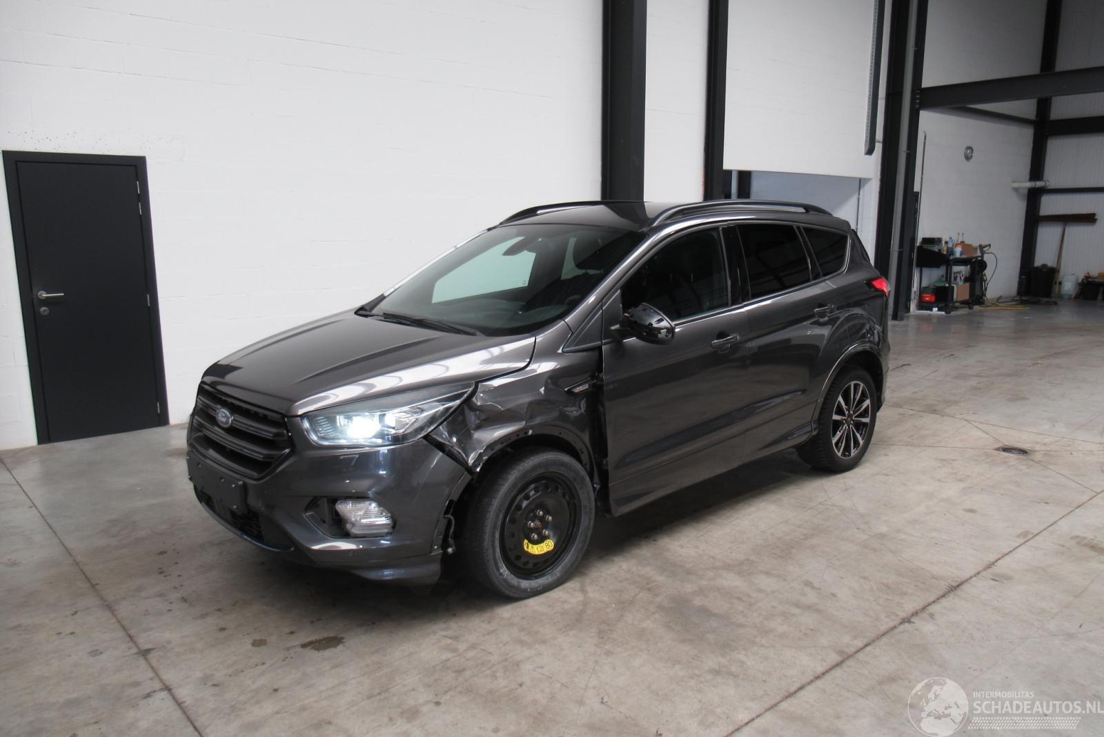 Ford Kuga ST-LINE