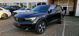  Volvo XC40 Plug-In Hybride*Plus Dark*Ambiente verlichting*Leren bekleding*Digitaal Dashboard*DAB+*Harman.Kardon Sound*Camera* 2023/9