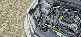 Volkswagen T-Cross 1.0 TSI Live*Automaat*LED*Navigatie*Camera*Digitaal Cockpit*IQ Drive*Licht/Zicht paket*Aircontioning*DAB+ picture 5