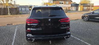 BMW X5  picture 5