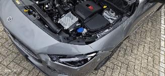 Mercedes Cla-klasse 180i picture 9