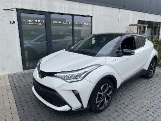 Vaurioauto  passenger cars Toyota CH-R TOYOTA CHR 2021 HYBRIDE 2021/8