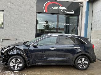  Kia Niro KIA NIRO HYBRIDE 2021 2021/11
