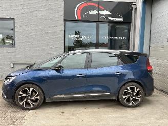 Voiture accidenté Renault Grand-scenic RENAULT SCENIC 1.5D 2018 7 ZIT 2018/6
