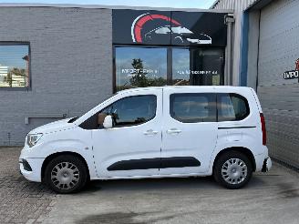 uszkodzony samochody osobowe Opel Combo OPEL COMBO 1.5D 2019 2019/7