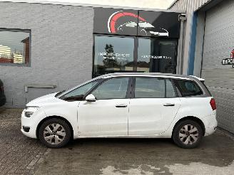 Schadeauto Citroën C4 CITROEN C4 1.6D AUTOMAAT 2016 7 ZIT 2016/6