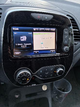 Renault Captur RENAULT CAPTUR 1.2I AUTOM picture 17