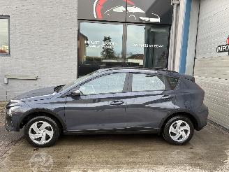 Auto incidentate Hyundai Bayon HYUNDAI BAYON 1.0I AUTOMAAT 2025 2025/10