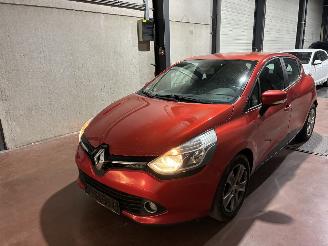 Unfallwagen Renault Clio RENAULT CLIO 1.5D 2014 2014/7