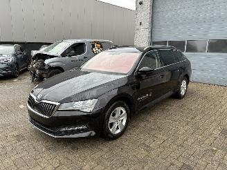 Unfallwagen Skoda Superb SKODA SUPERB 2.0D DSG 2021 2021/11