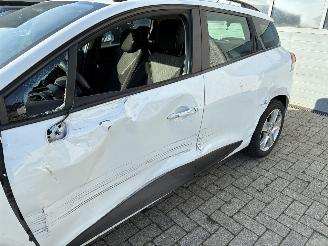 Renault Clio RENAULT CLIO 1.5D AUTOMAAT 2016 picture 4