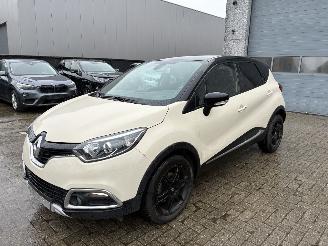 Schadeauto Renault Captur RENAULT CAPTUR 1.5D 2016 2016/8