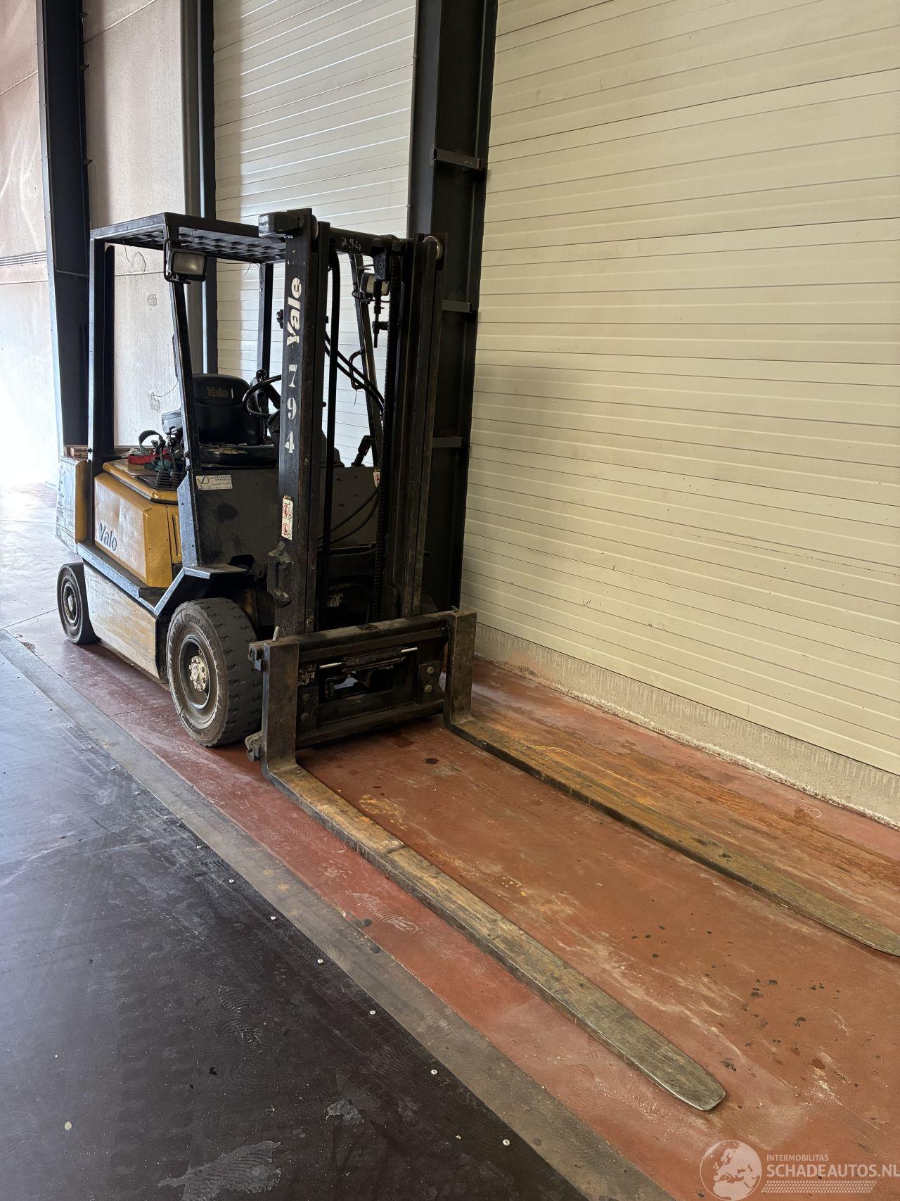 AC  YALE 2.5T DIESEL GDP25RF