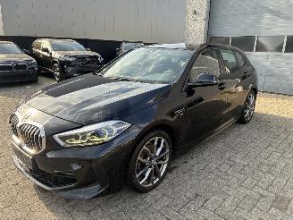 Schadeauto BMW 1-serie BMW 116d M 2021 2021/1