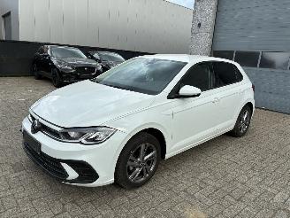 damaged passenger cars Volkswagen Polo VW POLO 1.0I DSG 2023 2023/4
