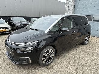 Voiture accidenté Citroën C4 CITROEN C4 1.6D AUTOMAAT 7 ZIT 2017 2017/8
